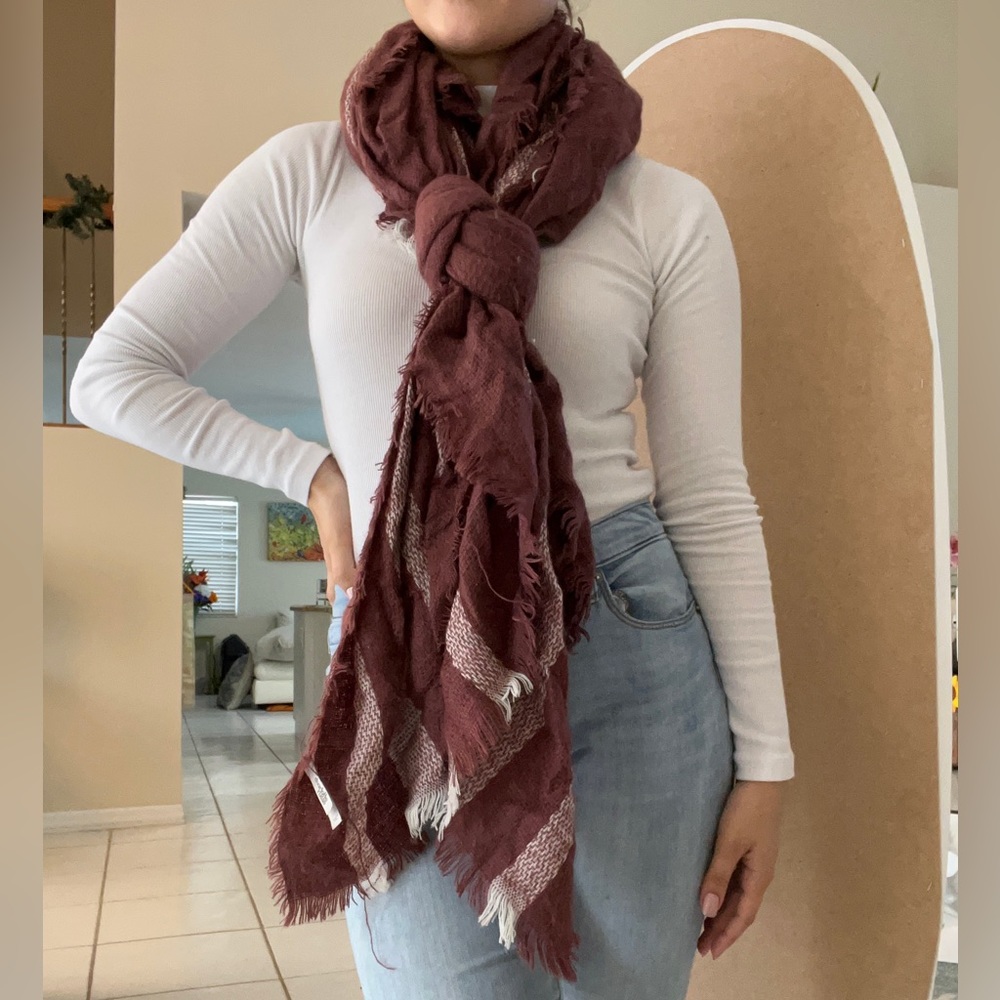 Cozy Scarf Bundle! - Picture 5 of 14